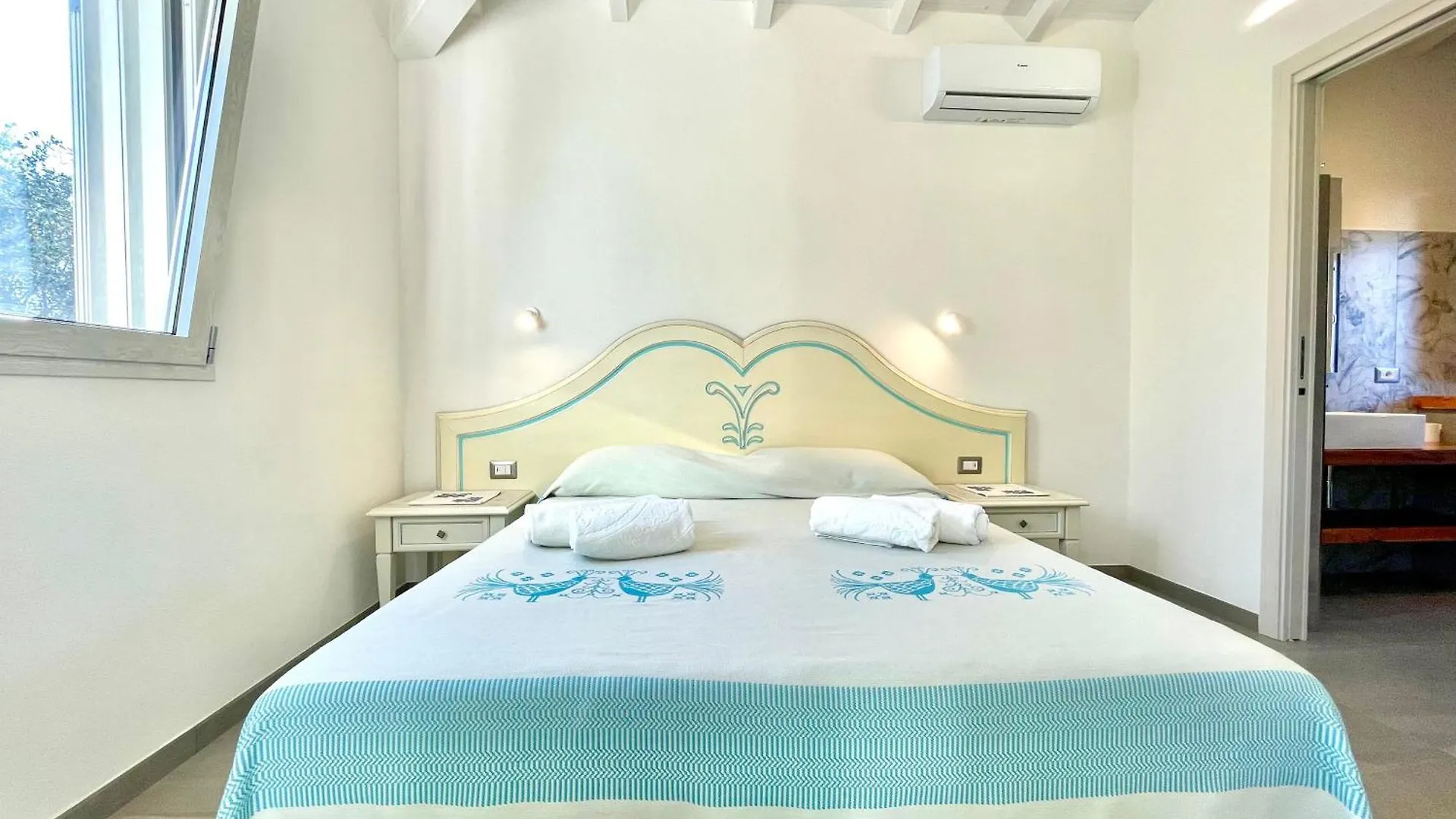 Wind Rose Villa Girasole 0*,  İtalya